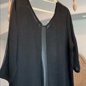 Black light weight sweater